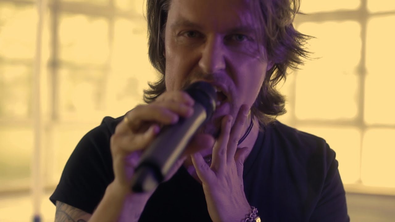 SKULL & CROSSBONES - Sungazer (Official Video)