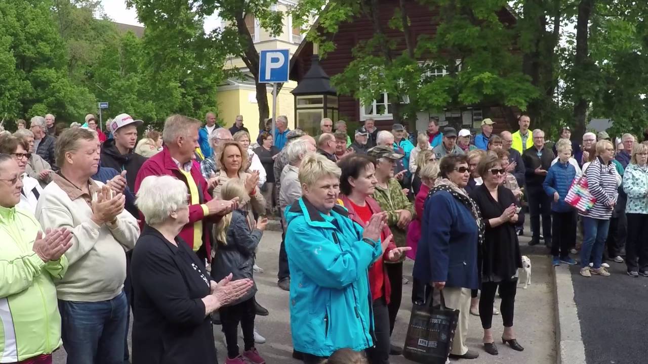 Hollolan uuden kioskin avajaiset