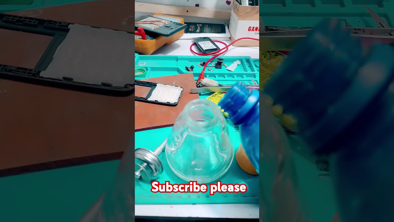 thinner or isopropyl pot. for mobile phone motherboard cleaning.