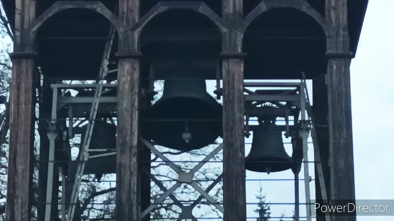 Kraków (Mogiła)  Dzwony opactwa Cystersów