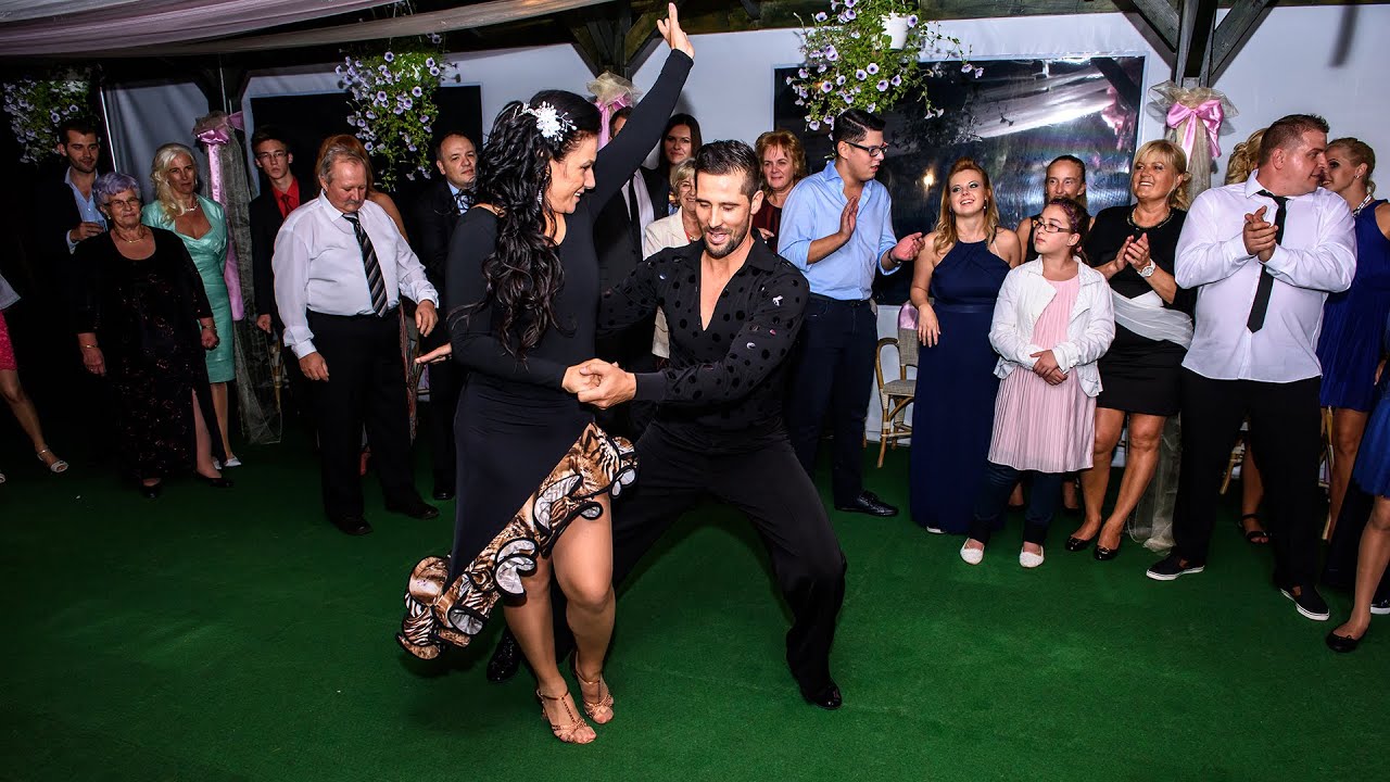 ESKÜVŐ - Spanyoltánc - SALGÓTARJÁN  (Adrienn & László)  WEDDING dance