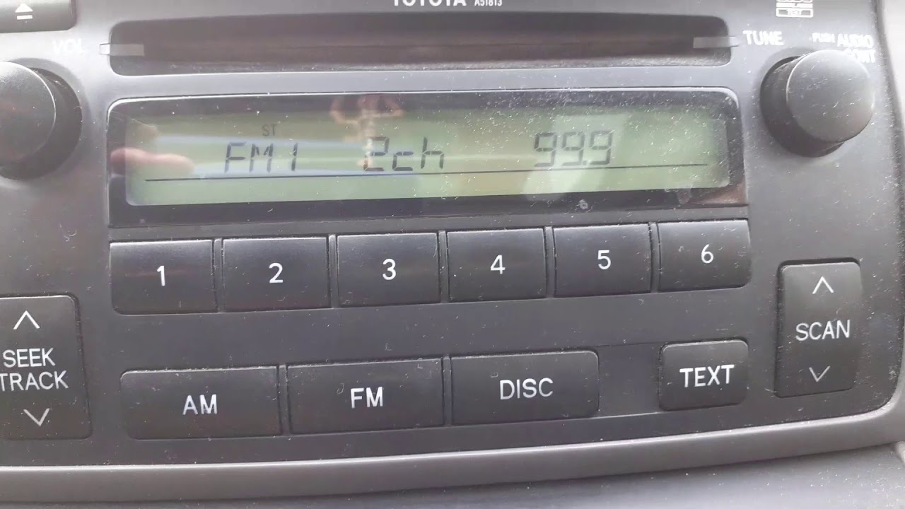 How to use car radio Toyota Preset stations