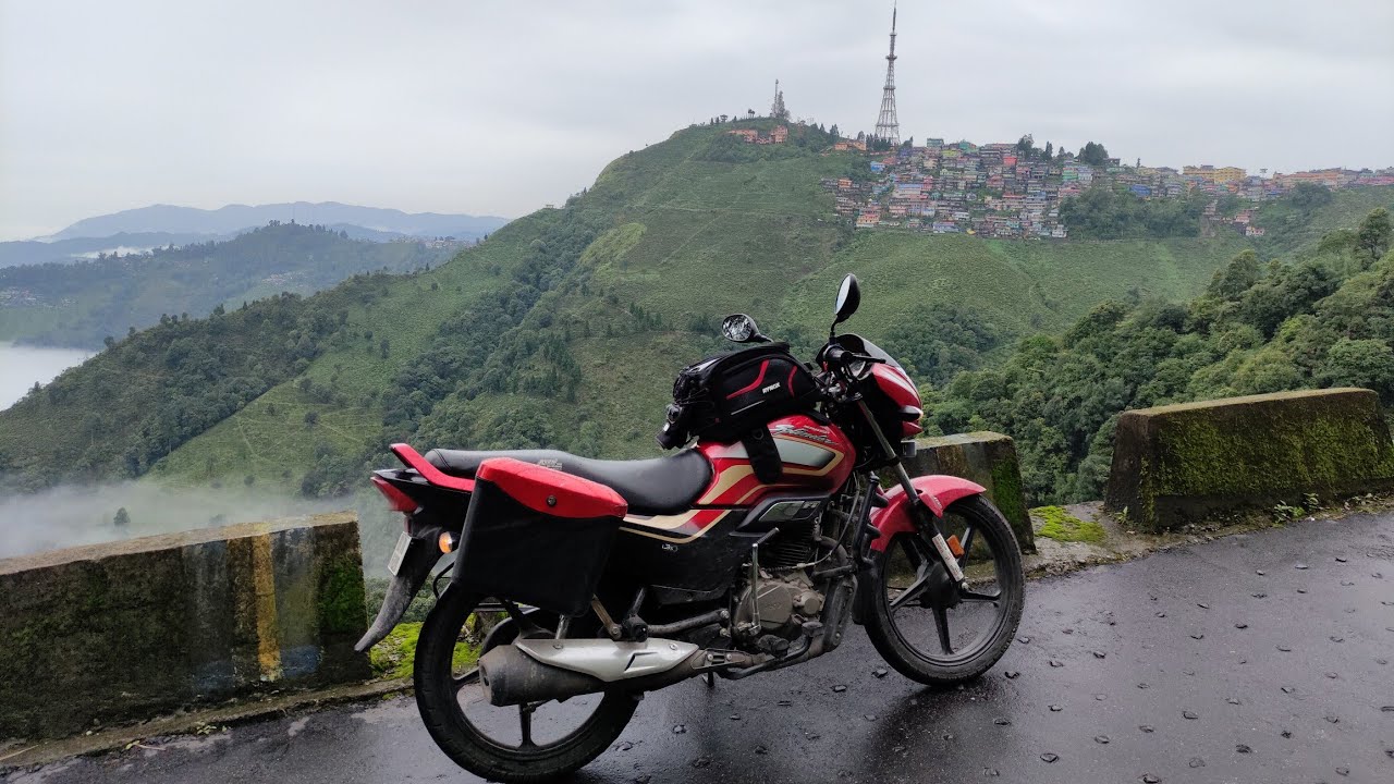 riding SUPER SPLENDOR BS6 in MOUNTAINS | SILIGURI TO KURSEONG in moderate FOG and RAIN