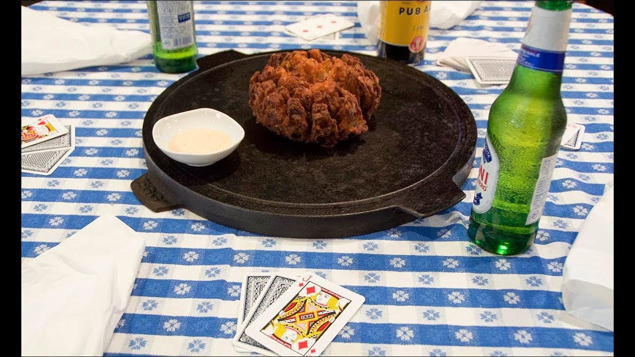 How to Make a Blooming Onion!