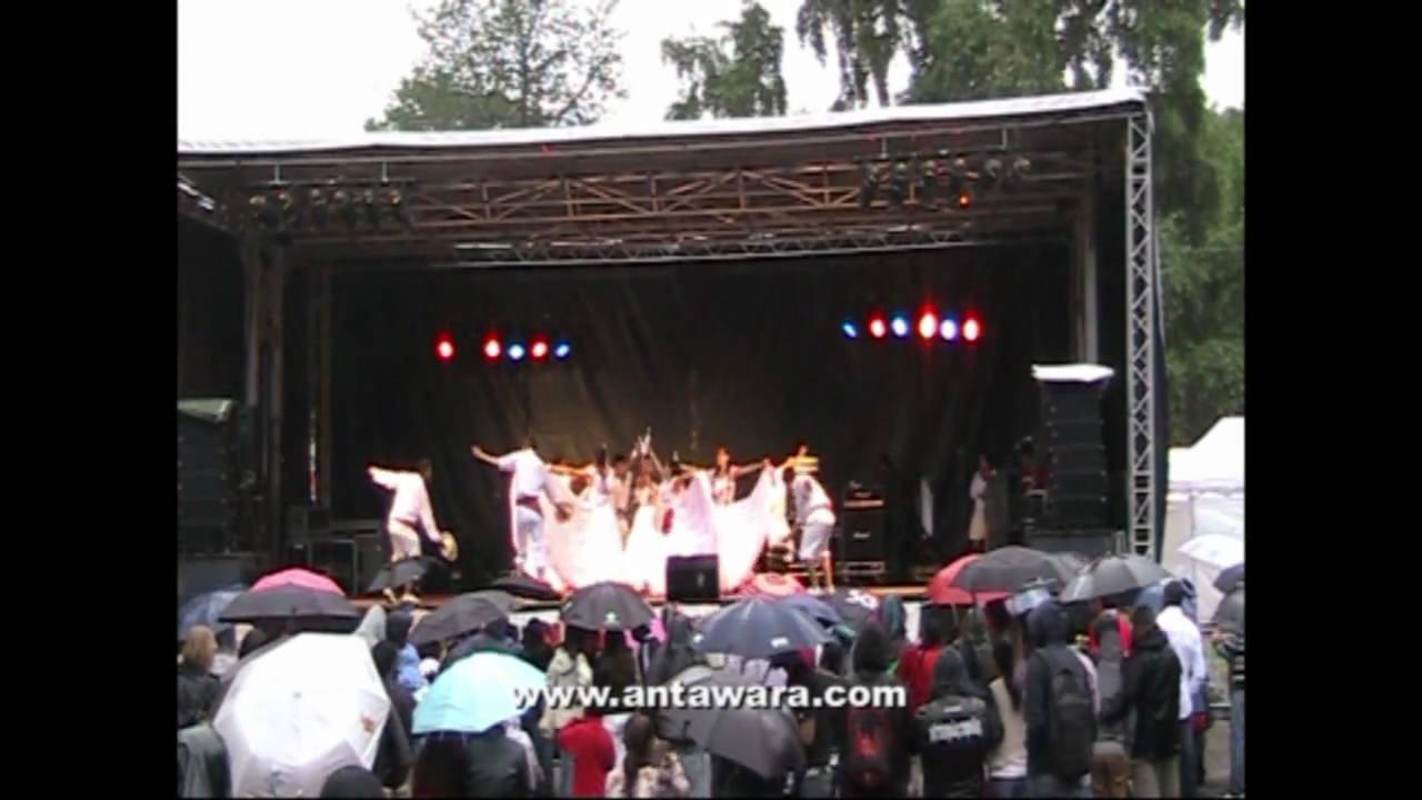 2010-07-24 , Antawara Cumbia R&aring;lambshovs Sommarfestival 2010