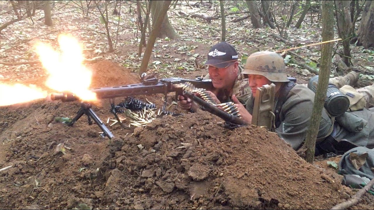 German 1944 MG42 machine gun ( behind the scenes: The making of Fallen Eagle / IDP FILM )
