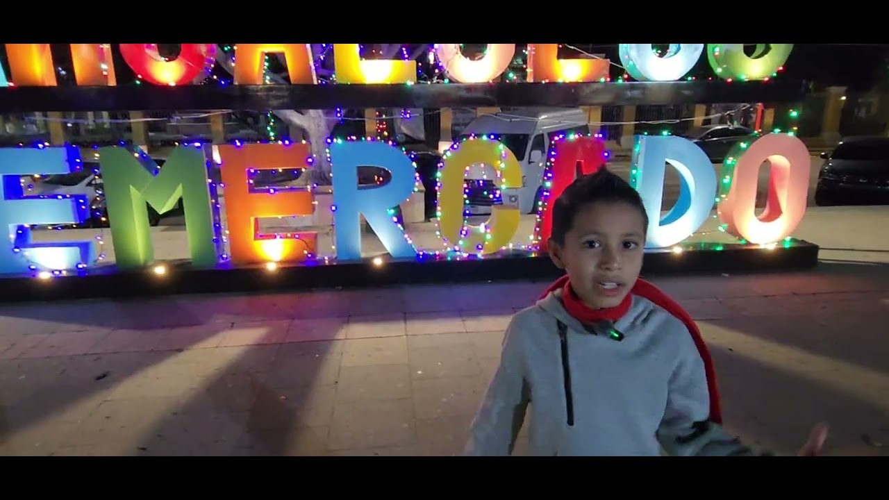 AHUALULCO DE MERCADO en temporada NAVIDEÑA, Así luce su plaza principal 2026 🎆 ✨ ☃️ 🎅 🦌 🌲 
