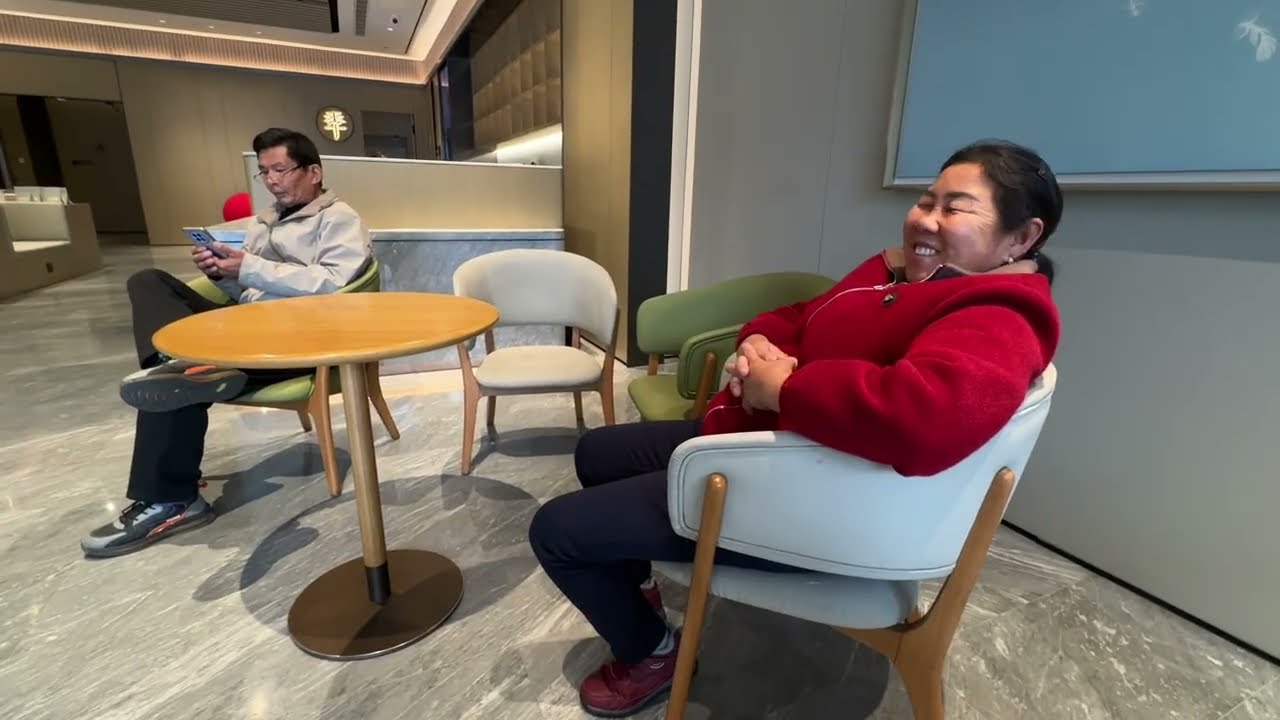海外生活vlog/爸媽一路送我們到上海、孩子們有姥姥姥爺的陪伴真的好幸福