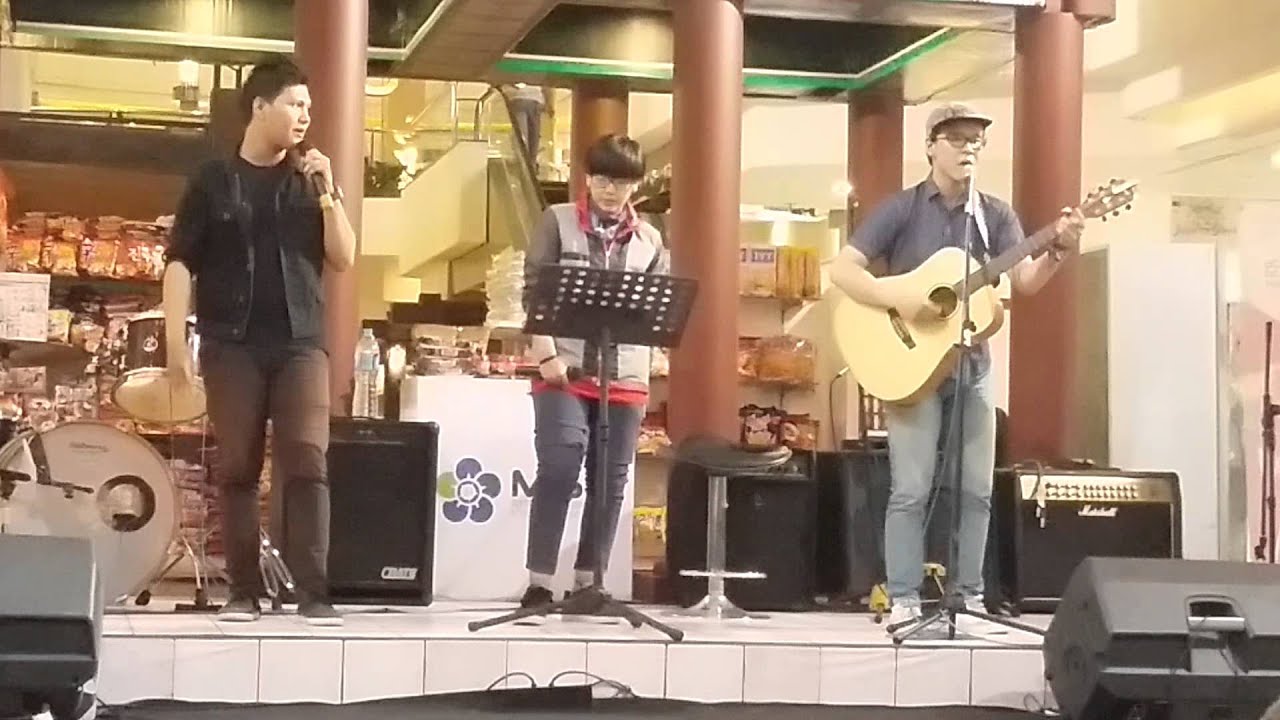 Taeyang - Eyes, Nose, Lips (Performed by KEI: Kevin, Ega MH, Ical @Jakarta Seoul Festival )