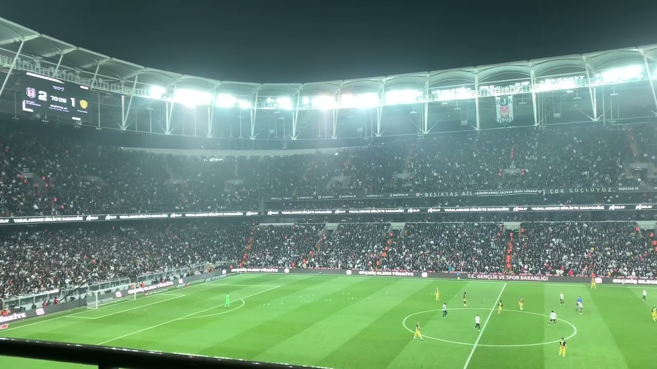 Yağmurlu Bir Günde Görmüştüm Seni (Beşiktaş 2 - 1 Ankaragücü, 05.03.2023) @Besiktas