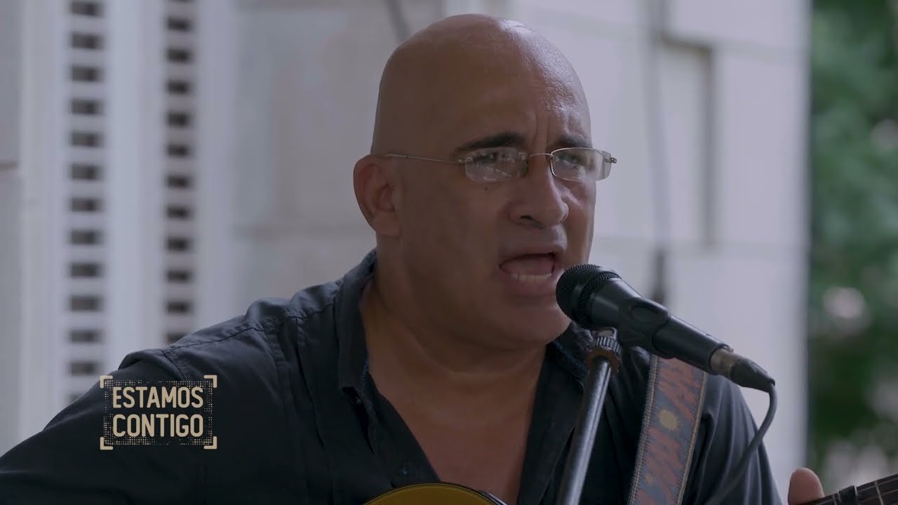 TIRADO EN LA CALLE. Erick Sánchez Cantautor cubano
