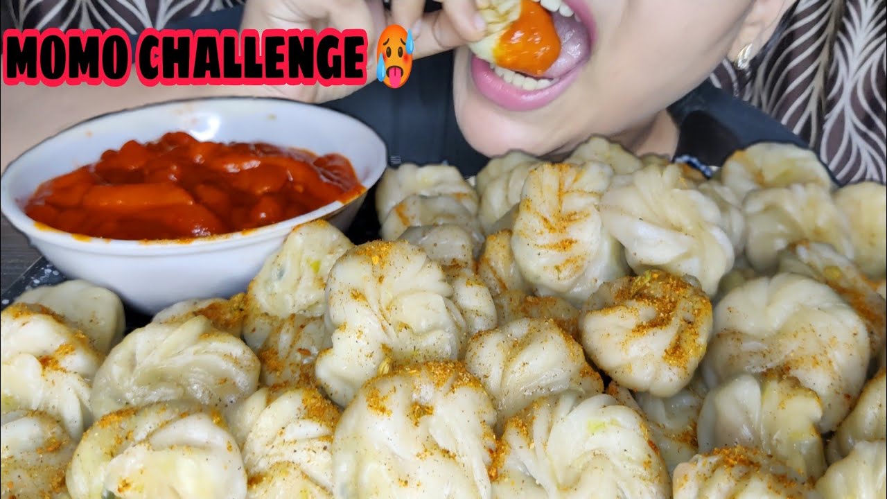 50 MOMO EATING CHALLENGE 🥵😋 || Street Food || spicy food || Dumplings || VARSHA SHARMA