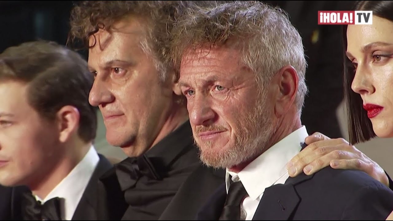 Sean Penn regresó a la alfombra de Cannes para presentar la cinta ‘Black Flies’ | ¡HOLA! TV