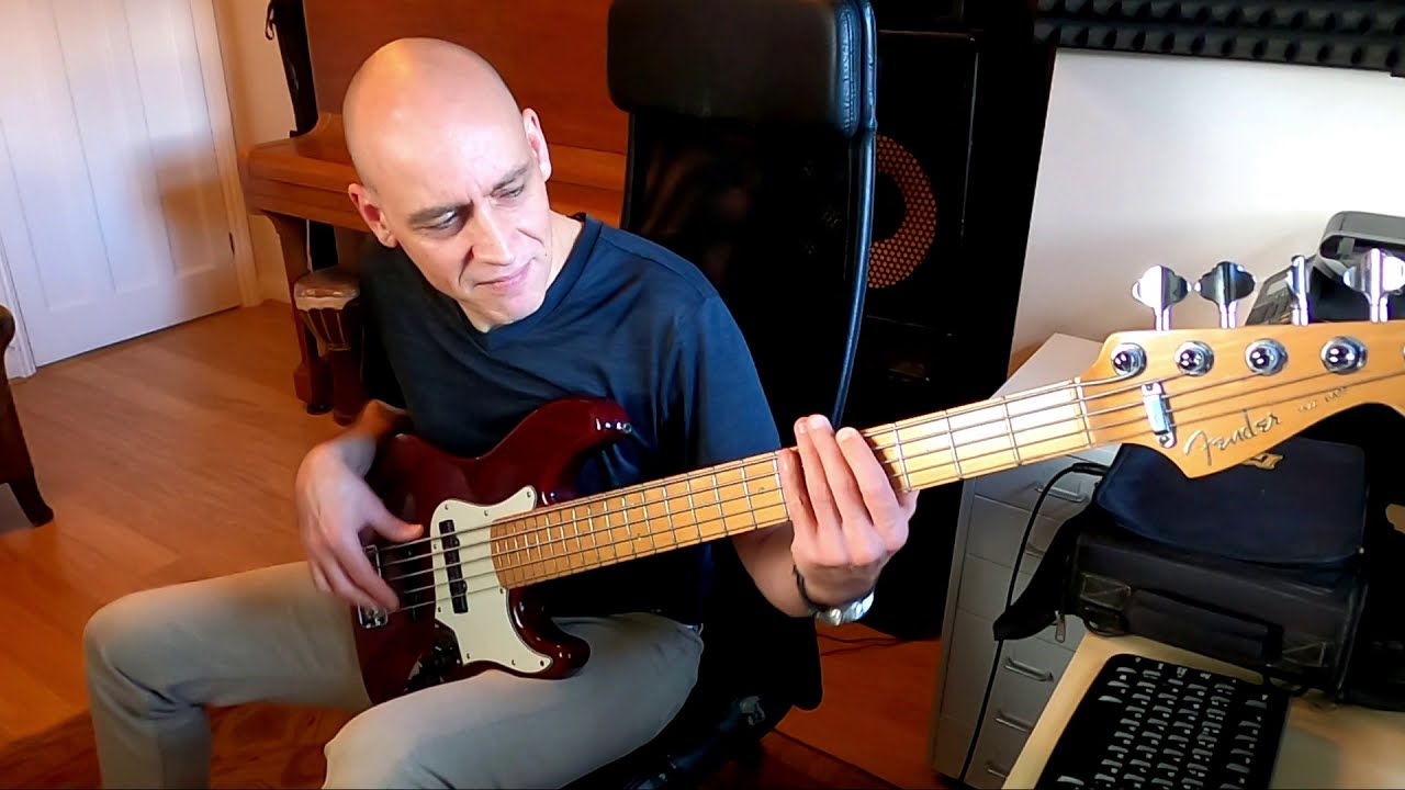 Youssou N'Dour et le Super Étoile - Alboury (bass cover)