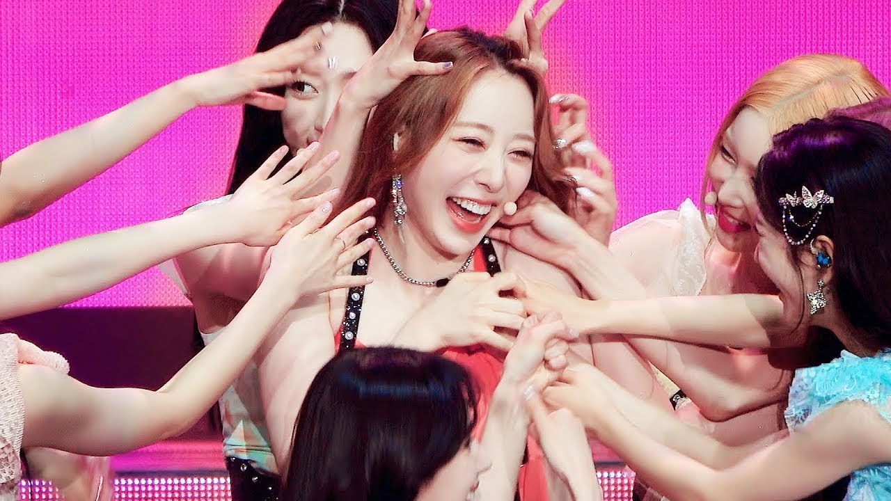 220611-220612 'Don't Touch (돈터치)' 우주소녀 유연정 직캠 @WJSN CONCERT 'WONDERLAND'