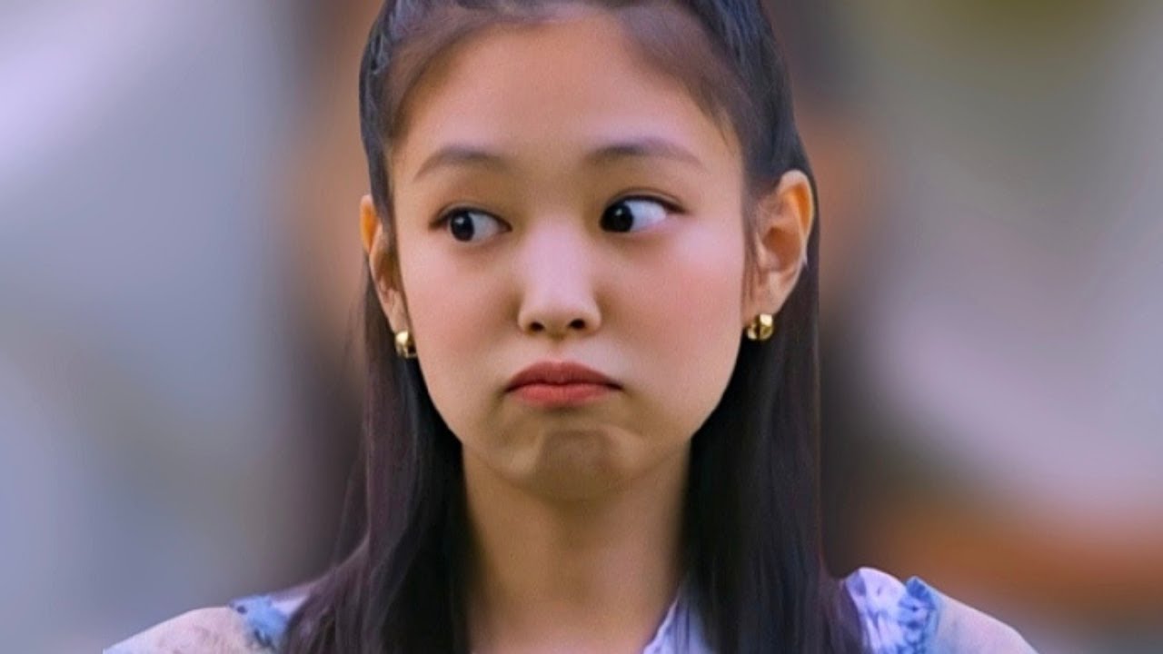FUNNY MOMENTS OF BLACKPINK JENNIE