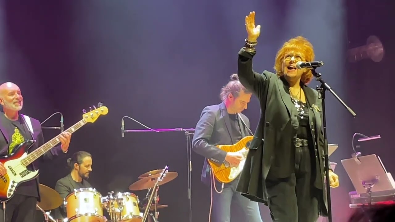 @OpusOneCat live in Madrid with @annalunaofficial7854 + @MaggieReilly  (Bits and pieces)