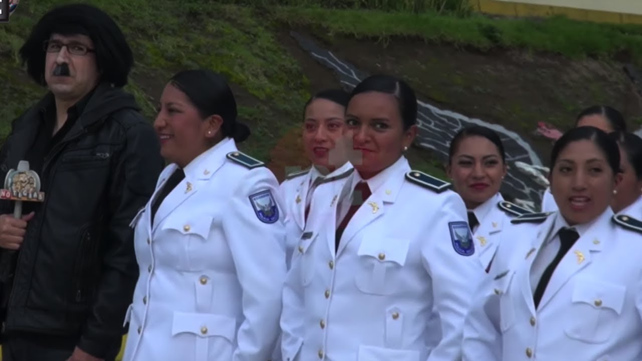 Charly y la orquesta de la policía nacional