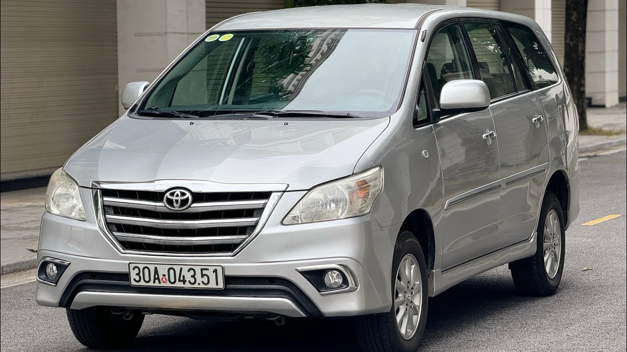 Innova 2013 Up Form Mới 2014 Xe Gia Đình Xịn Ko Taxi Đổi màu Zin Chất chỉ 263 triệu 