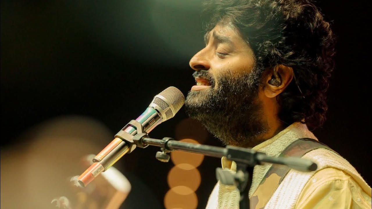 After Retirement From Playback Singing, Arijit Singh&rsquo;s First Appearance On Stage At Kolkata 