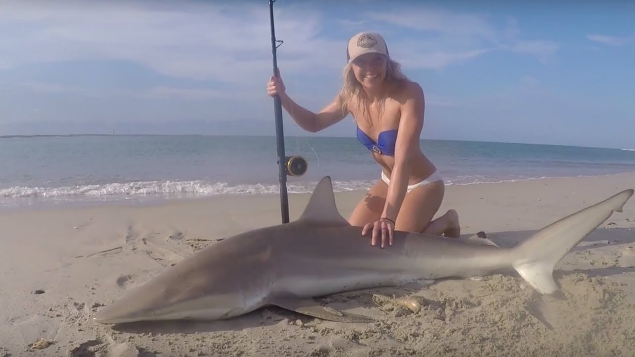 MONSTER SHARK Fishing: Outer Banks, North Carolina Shark Landed on Beach & HOW TO