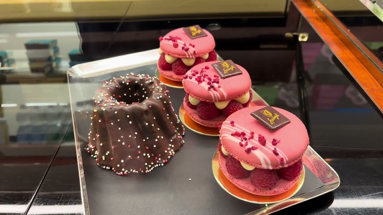 Sprüngli Chocolatier (Confiserie) - Zurich, Switzerland.