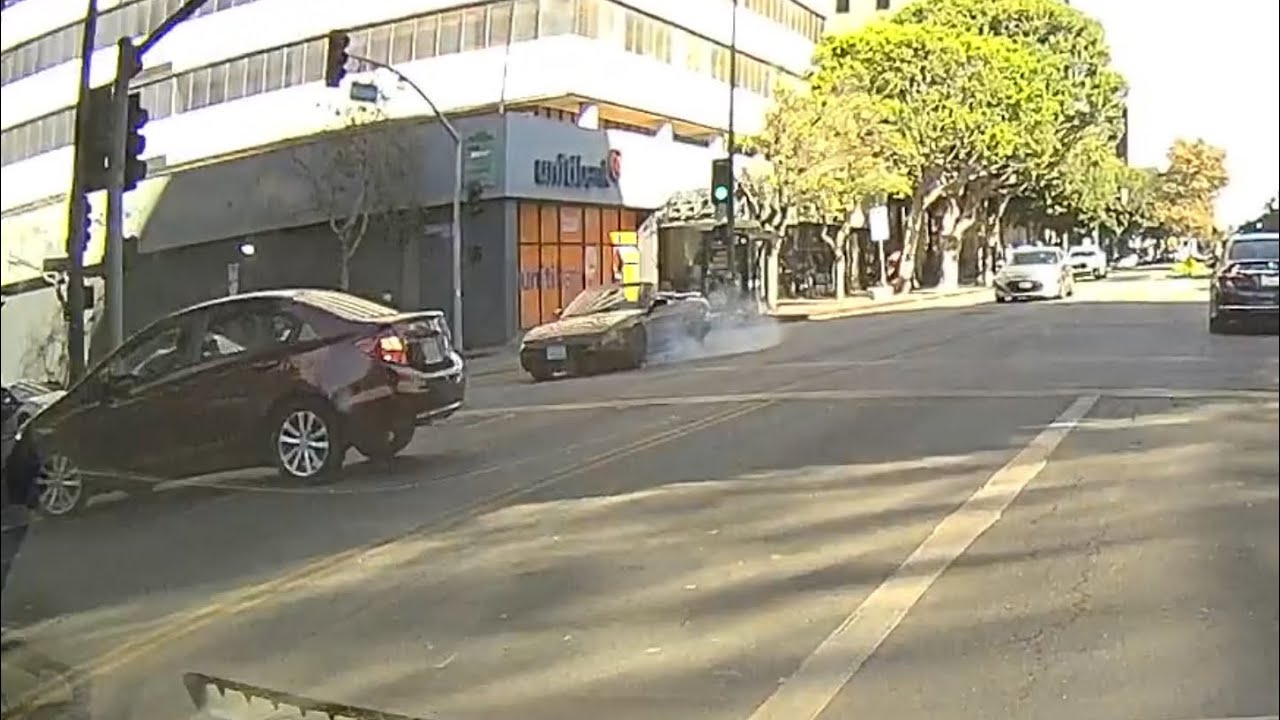 Illegal U Turn Nissan 240sx vert T bone Close Call Crash