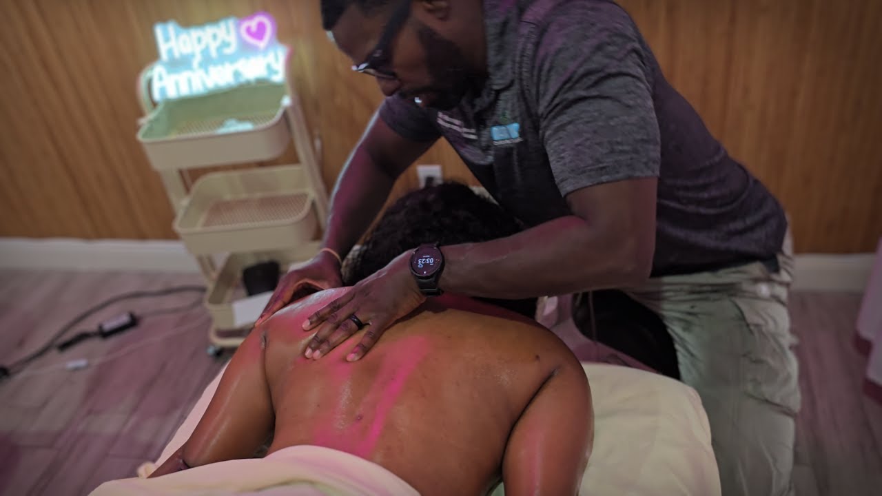 Teacher Tries THE MASSAGE AND CHIROPRACTIC ADJUSTMENT