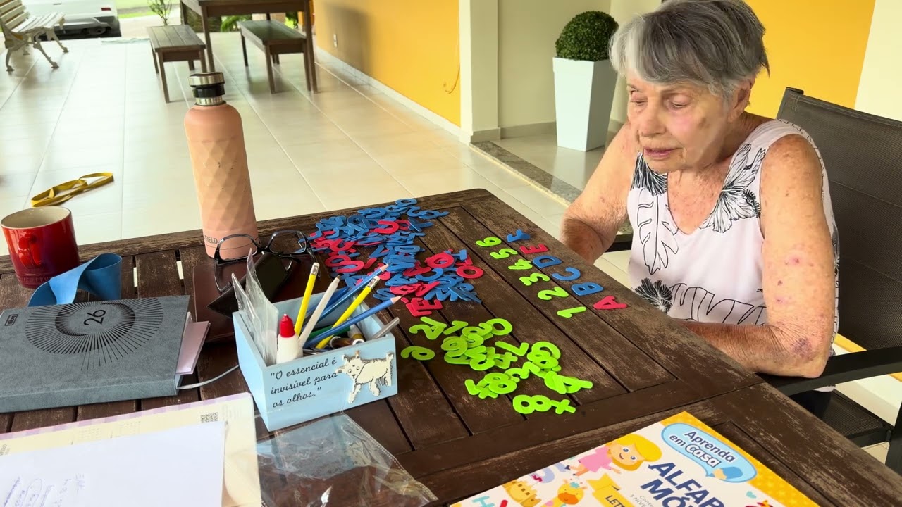 EXERCÍCIOS COGNITIVOS