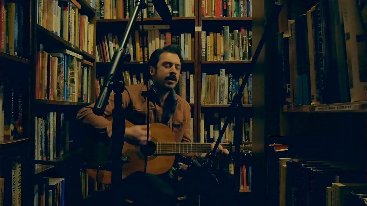 Caiola - Warning Streets (Live Acoustic)