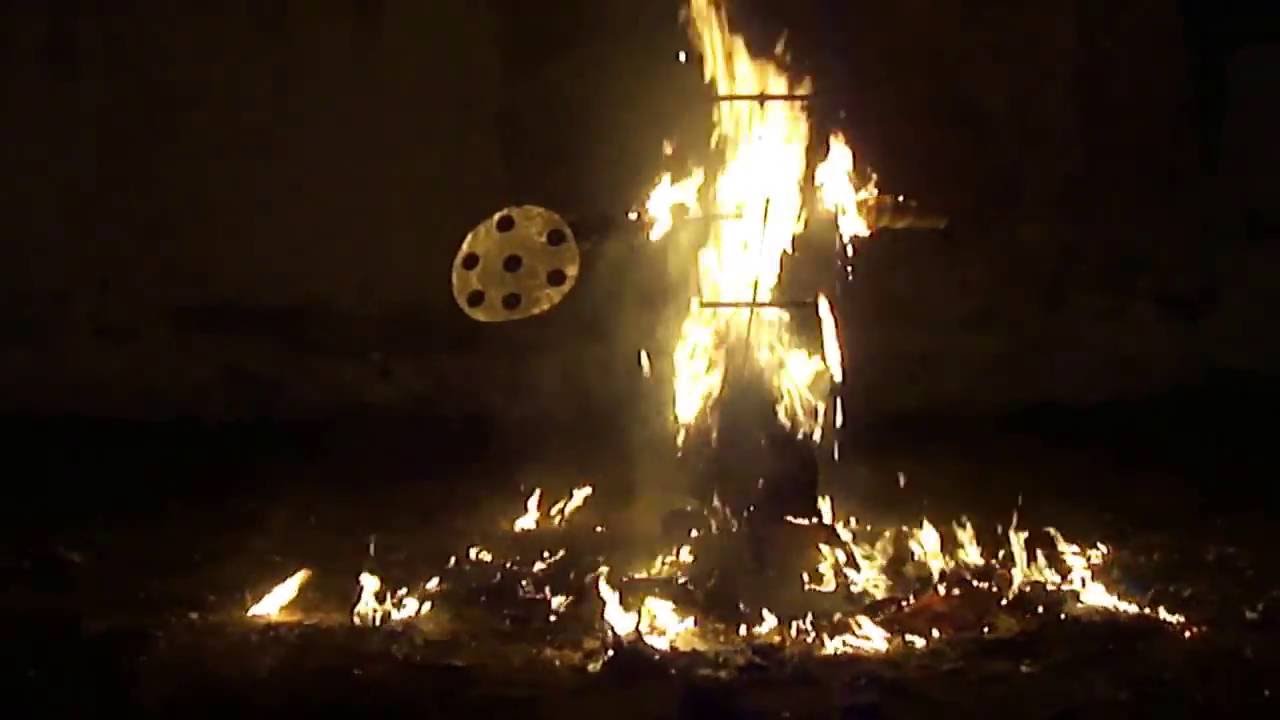 Ravan Burning In Lucknow On Dusshera