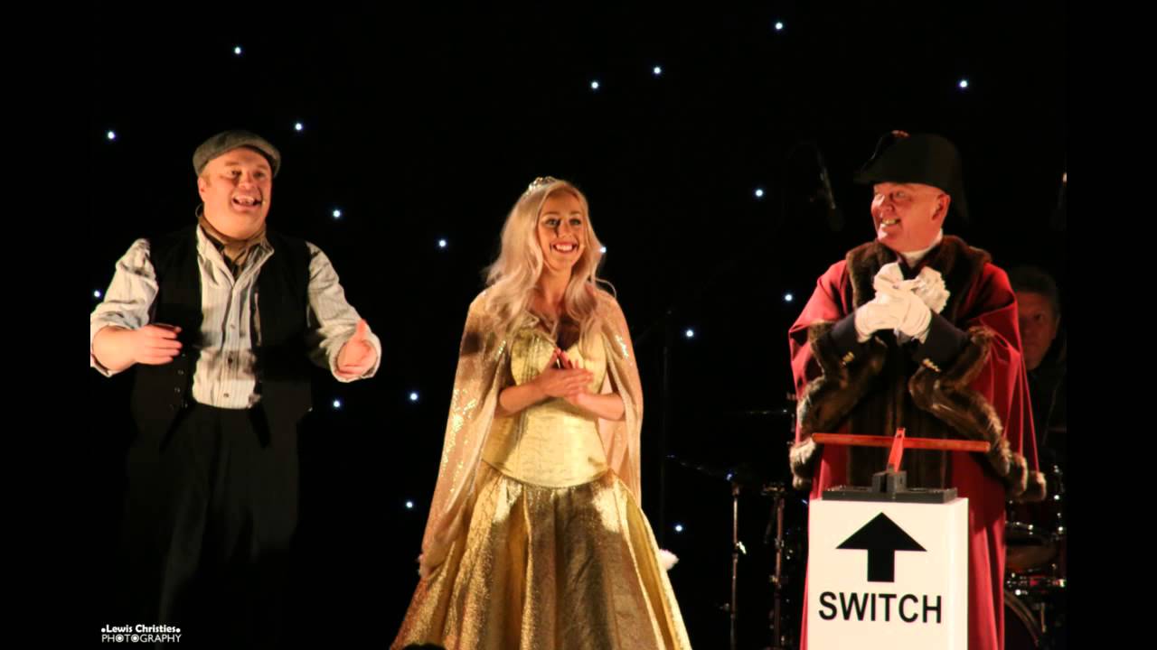 Durham City Christmas light switch on 2015