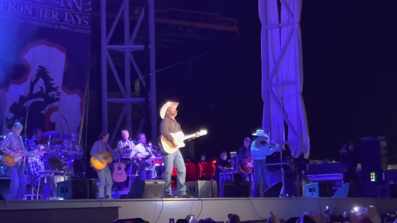 The Beaches of Cheyenne (Live From Cheyenne Frontier Days)