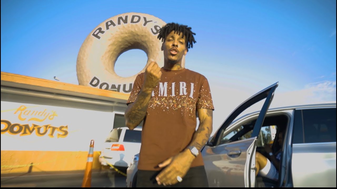 Pimpin Pat - Dancing Like Bobby (Official Music Video)