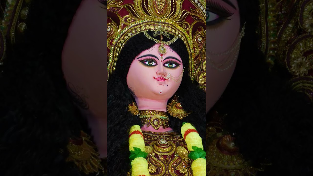 gouri alo. 