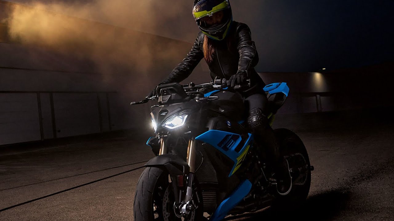 BMW S1000R 2025 a detalle y sus peros.