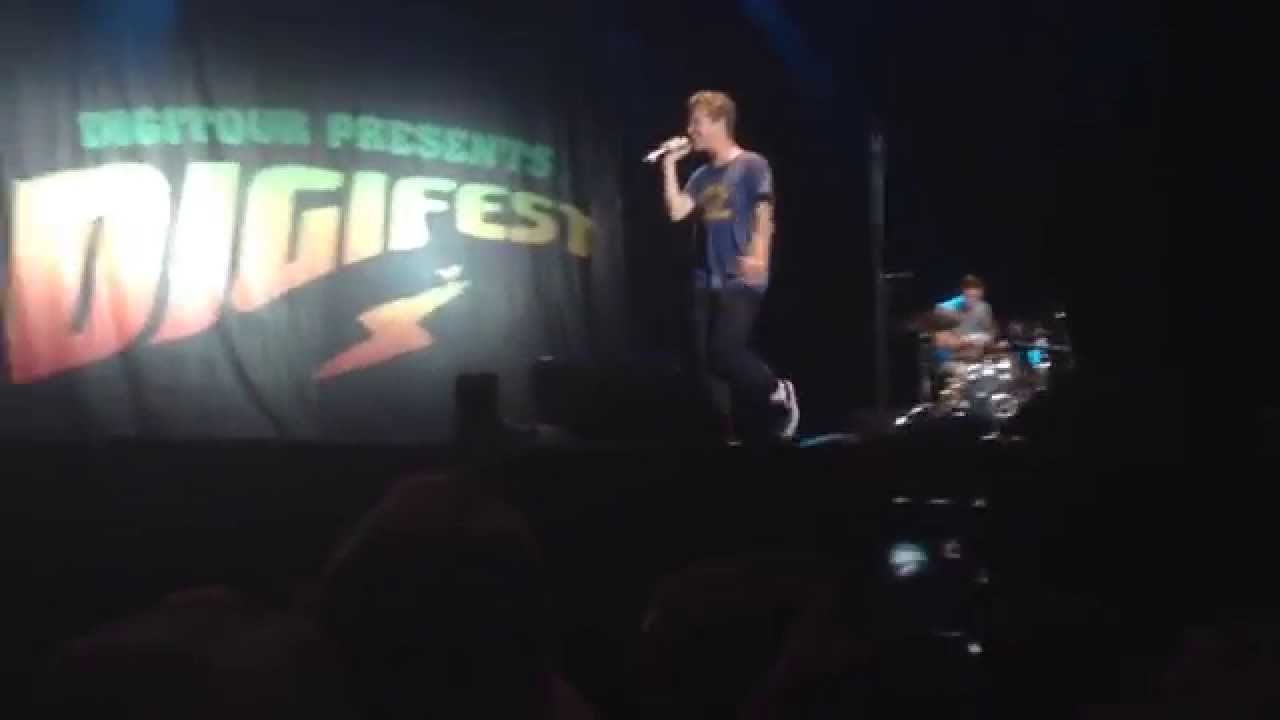 Just Hold On We're Going Home cover - Ryan Beatty live digifest minnesota