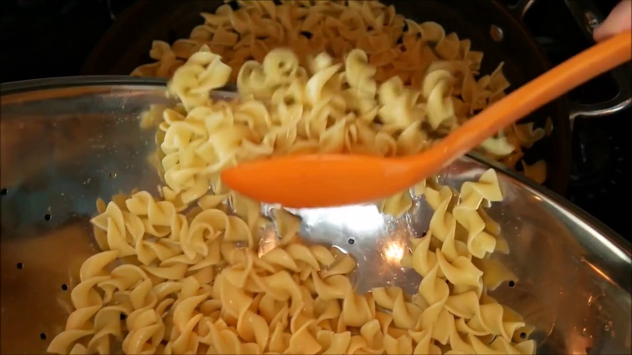How to Make Hungarian Comfort Food Pasta with Cottage Cheese