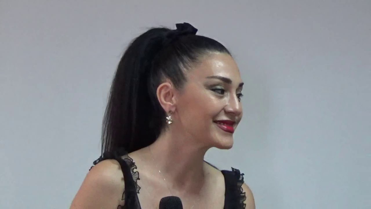 Elif Nun İÇELLİ(Vokal) Zafer KILINÇER(Piyano) Selin OYAN(Flüt) Onur ZAHAL(Gitar) Ab-ı Hayat Türküler