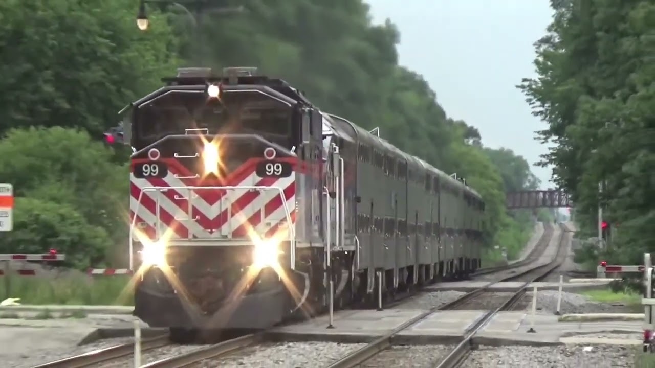 Railfanning Edgebrook 7/1/22