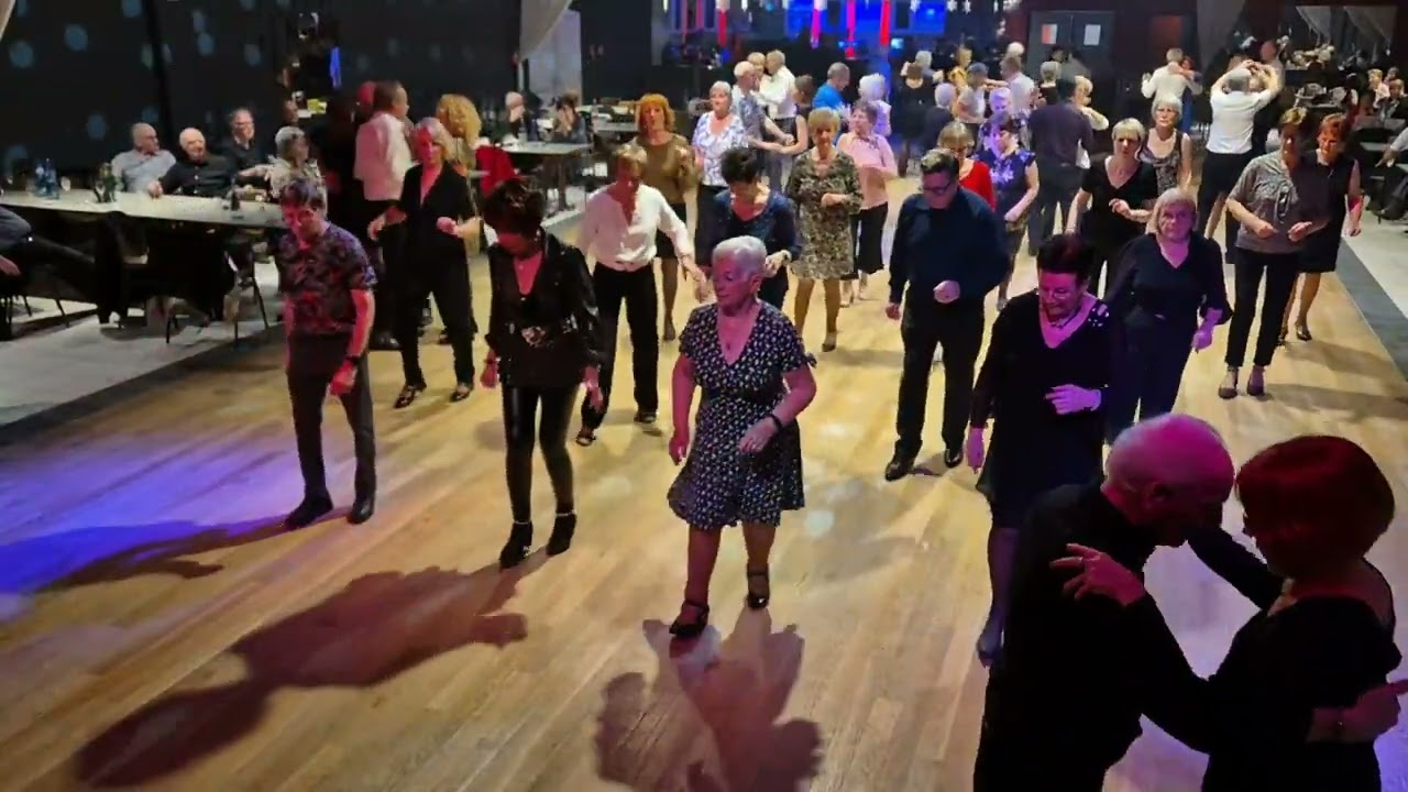 30 01 2025   COMME AU Bal Musette N° 6   37 mn NON STOP