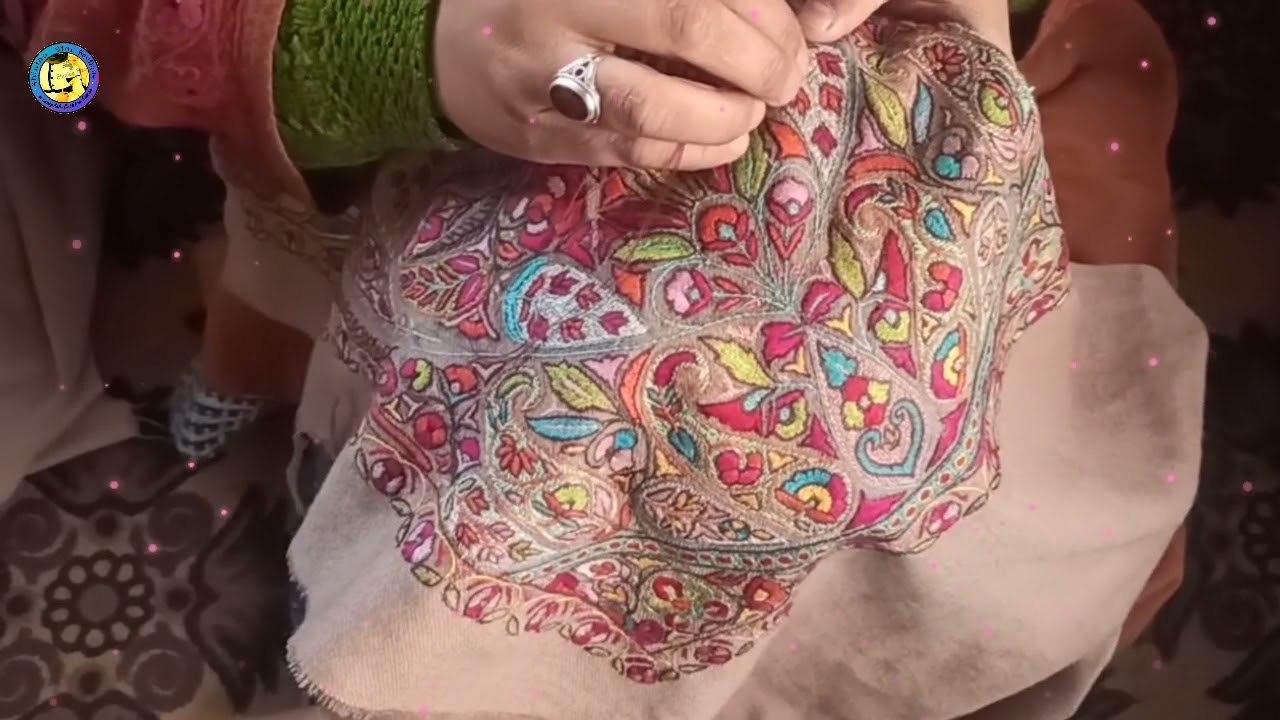 Sozni Pashmina stitch ll pheran ll Shining Star Boutique ll Gundhassibhat Lawaypora Srinagar