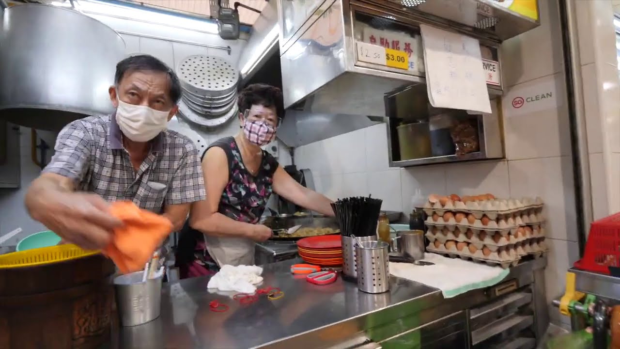 The Best Hawker Centre in Singapore?? Bedok 85🇸🇬