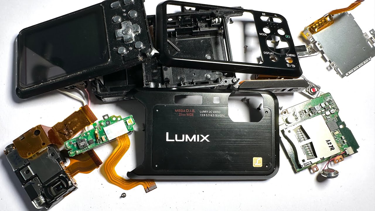 PANASONIC Lumix DMC FT20 Teardown