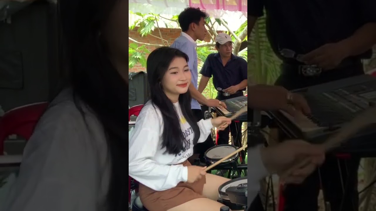 Lần Đ&agrave;u Kết Hợp 2 giọng ca hơi ngại #drumnini #drumcover #ninidrum #nini
