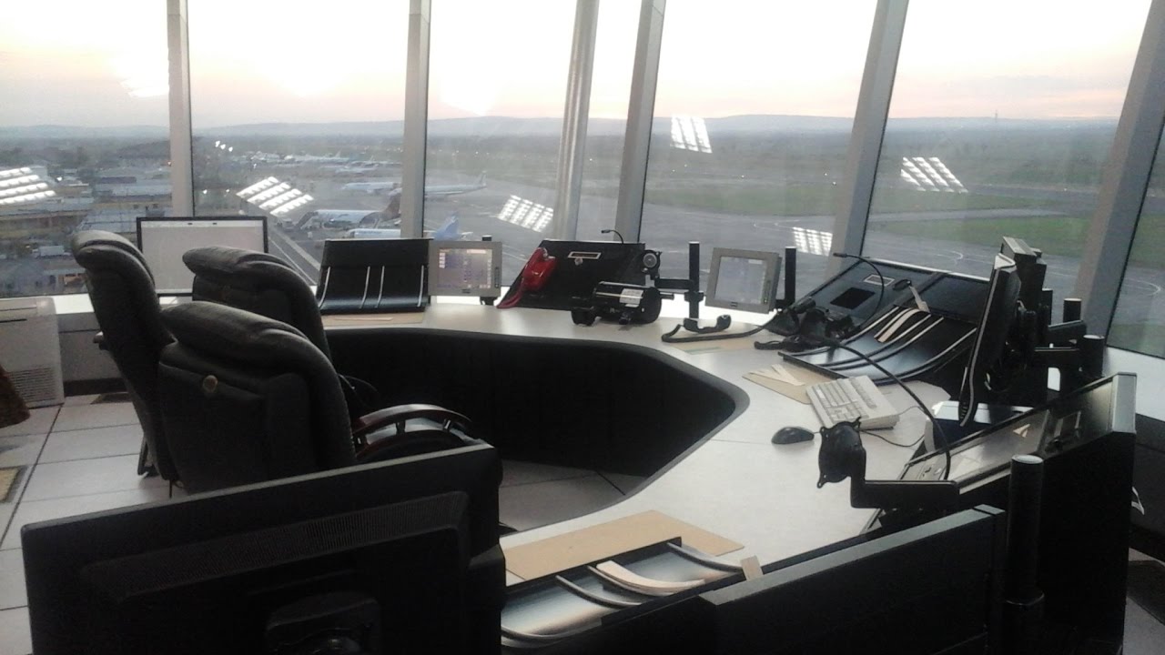 CEPTM: Une journée avec les contrôleurs aériens de l'Aéroport International de N'djili à Kinshasa