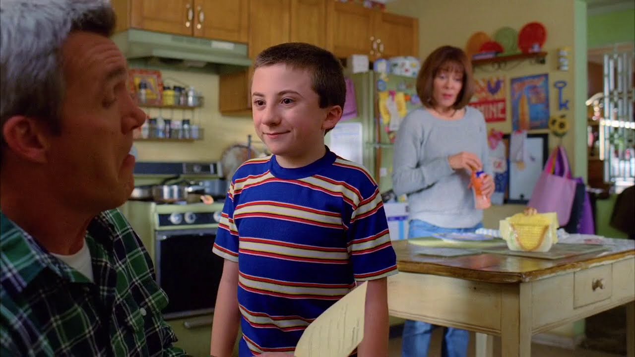 The Middle - 03x16 - Brick struggling not to whisper