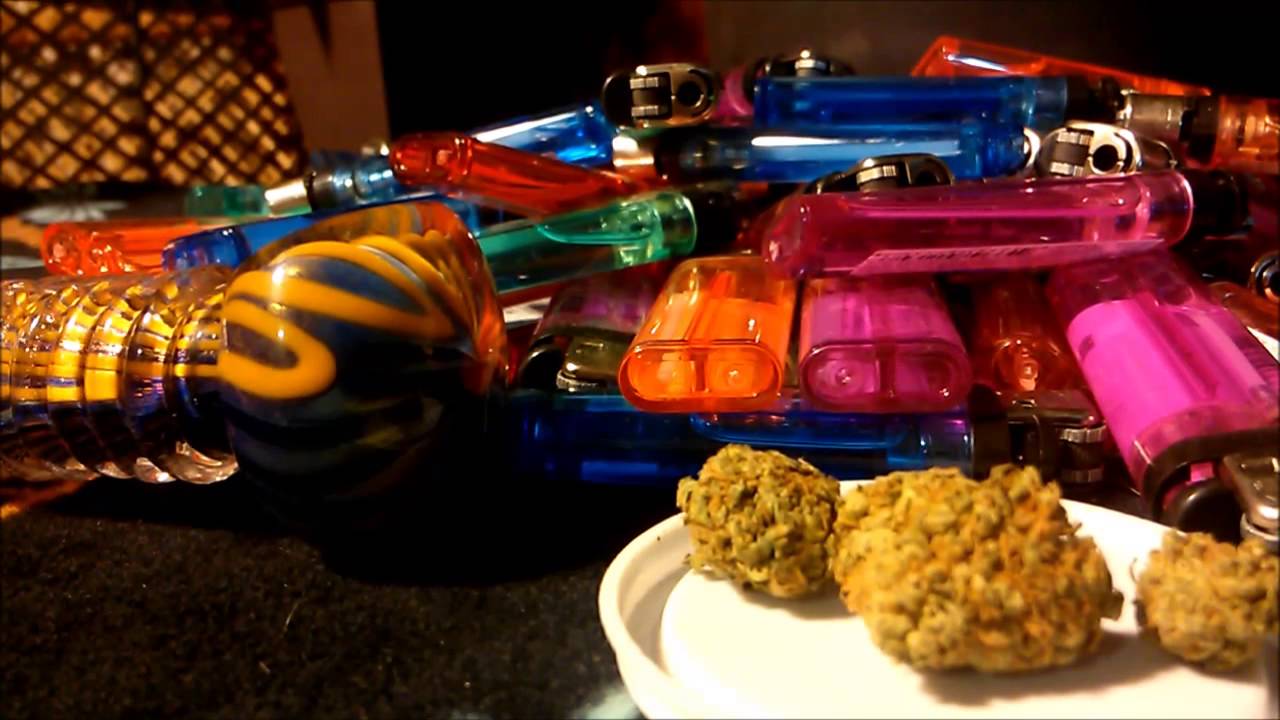Season 1 Episode 2 Virtual Smoke Sesh!