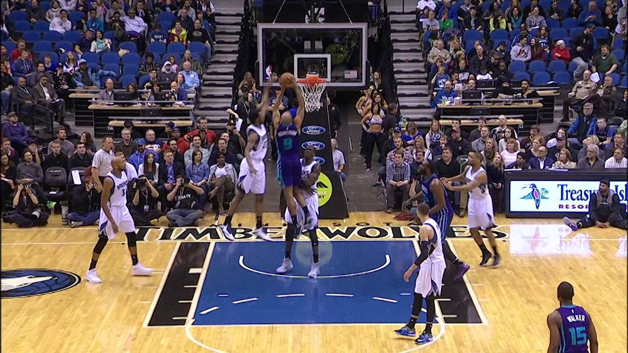 Gerald Henderson Climbs Over Dieng for the Poster