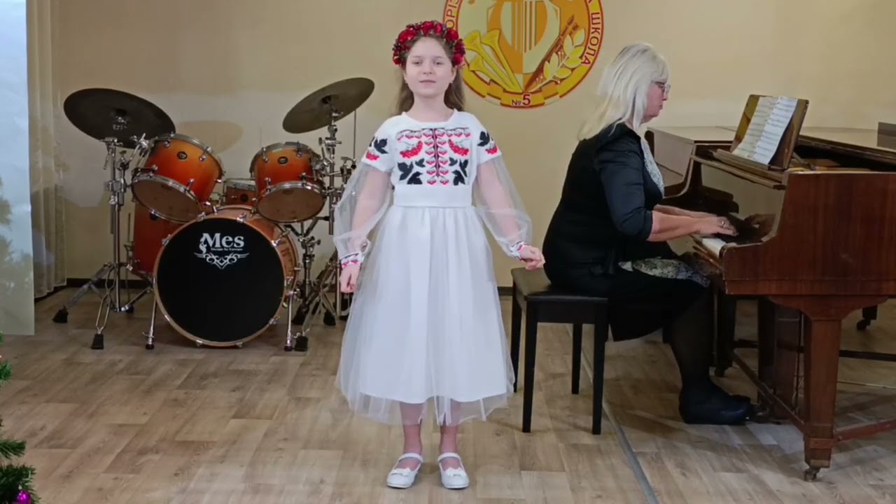 Поліна Нагаєць (9 років) українська народна пісня в обр.Б.Лятошинського 